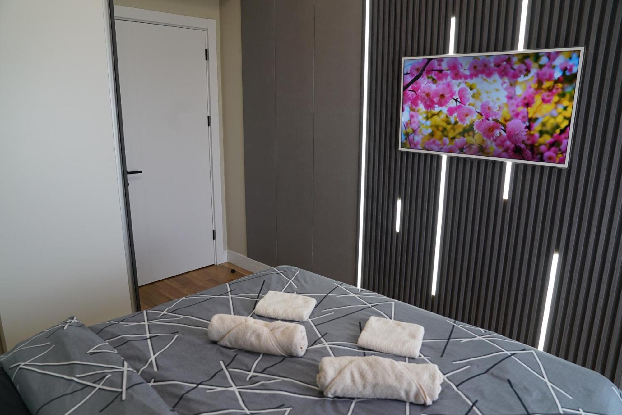 Diamond 72 Apartment , Skopje City - Center, Diamond Residences, Free Parking Exterior foto